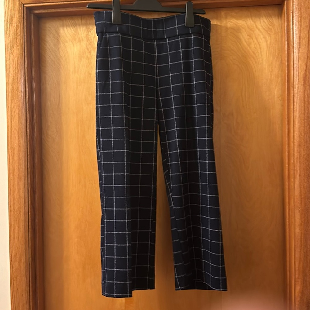 Liverpool Navy Blue and White plaid wide leg gaucho slacks.